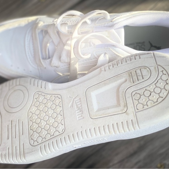 Puma - Picture 3 of 3